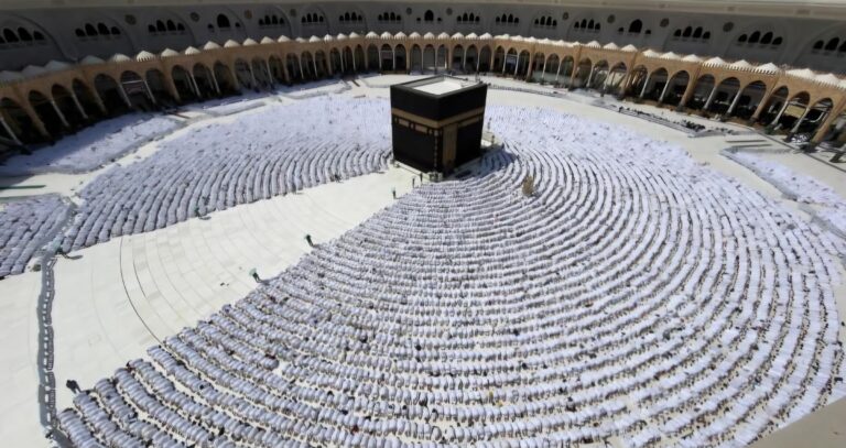 بدء تسجيل بيانات الحجاج من داخل المملكة لموسم 1447هـ