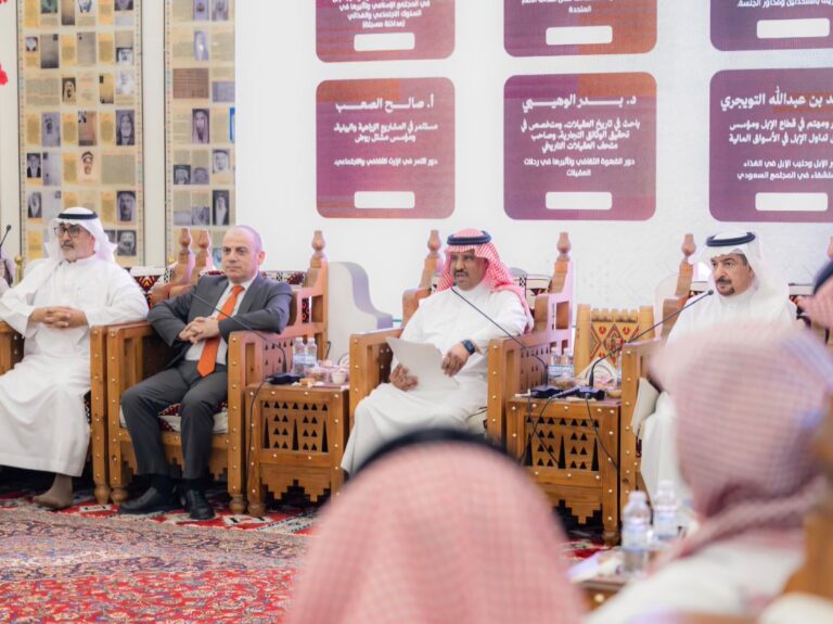 خلال مشاركته في صالون “إرث” الدولي.. التويجري يستعرض القوة الاقتصادية لقطاع الإبل بـ 50 مليار ريال و 2.24 مليون رأس